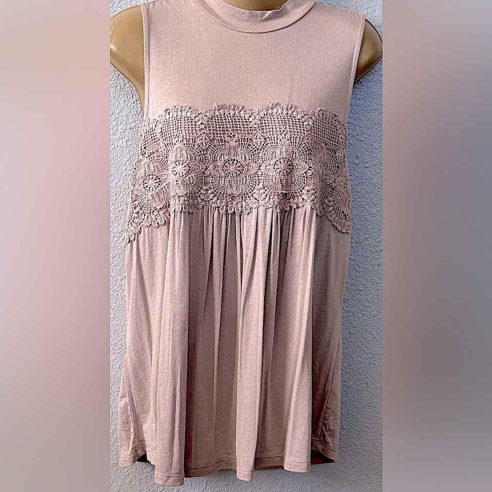 Maurices  Blush Pink Sleeveless Embellished Blouse. MEDIUM